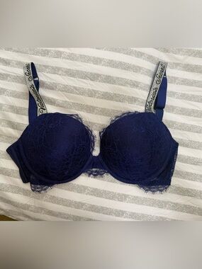 Lace Push-Up Bra in Navy Blue with Scalloped Trim and Twinkle Straps